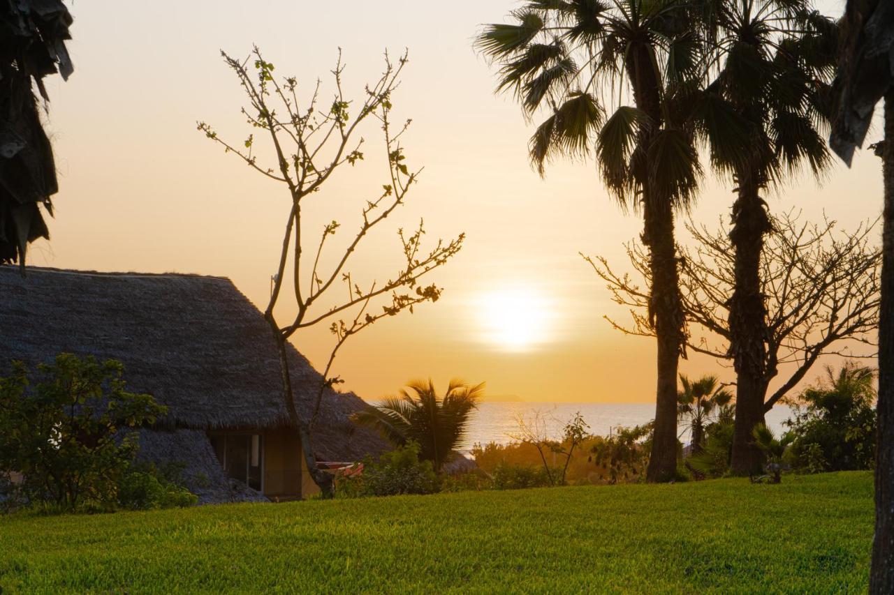 Tanusas Retreat & Spa Пуэрто-Кайо Экстерьер фото